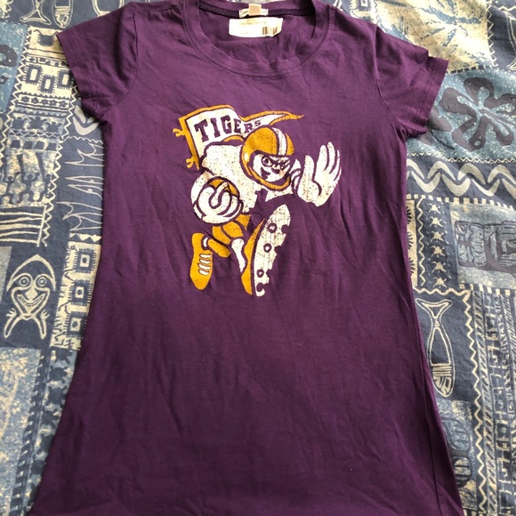 LSU Tigers T-Shirt - Picture 2 of 6